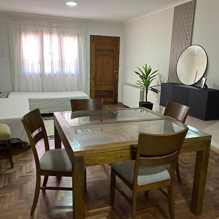 Departamentos De Buen Nivel Apartment Mendoza Luaran gambar